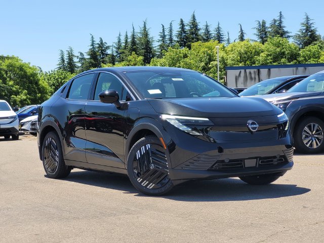 New 2026 Nissan Leaf w/ Protection Package