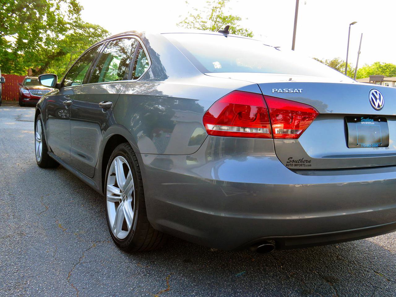 2014 Volkswagen Passat 1.8T SE