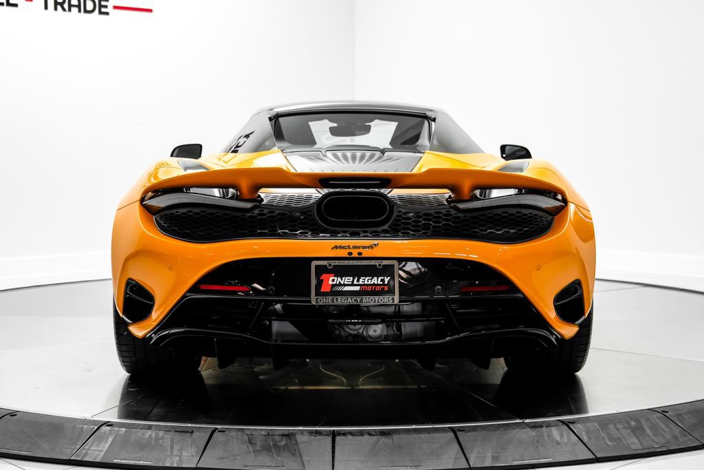 Used 2026 McLaren 750S Spider photo 11