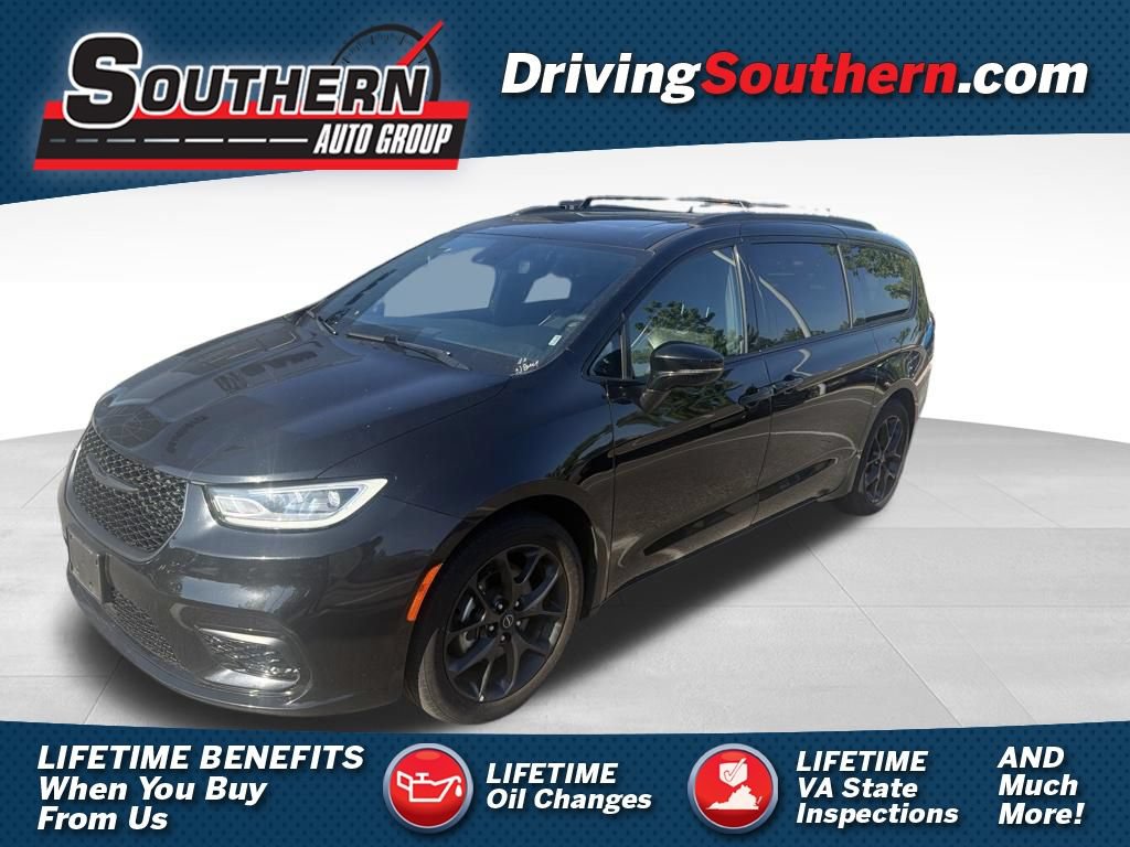 Used 2025 Chrysler Pacifica Limited