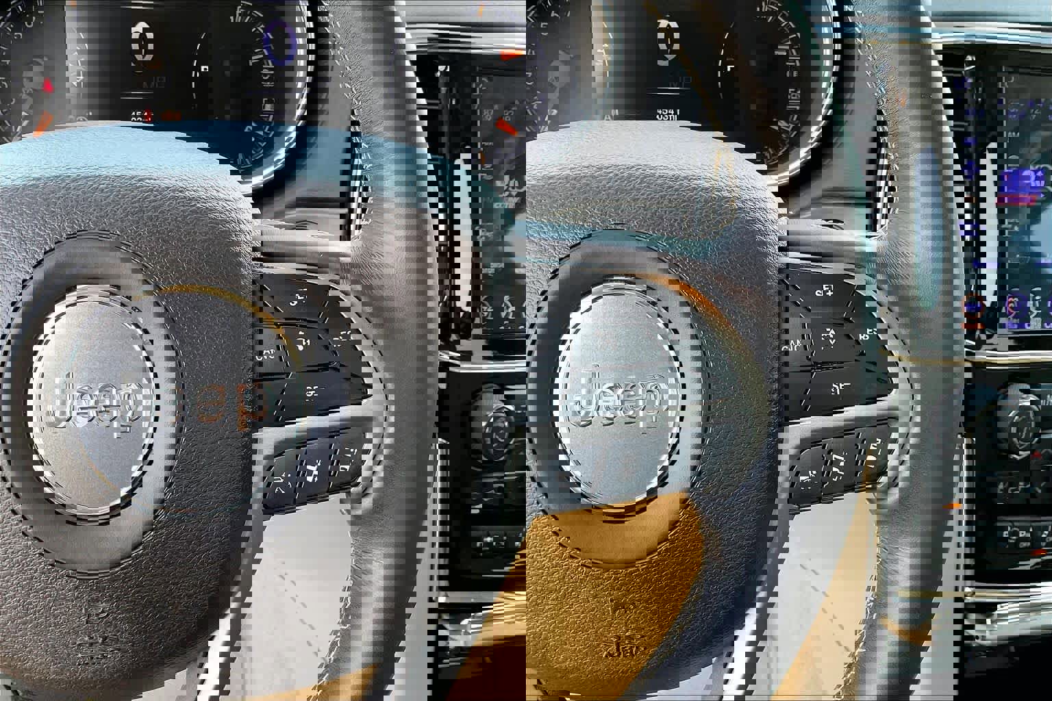 2020 Jeep Grand Cherokee Overland