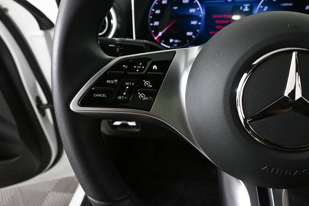 2025 Mercedes-Benz C 300 Sedan