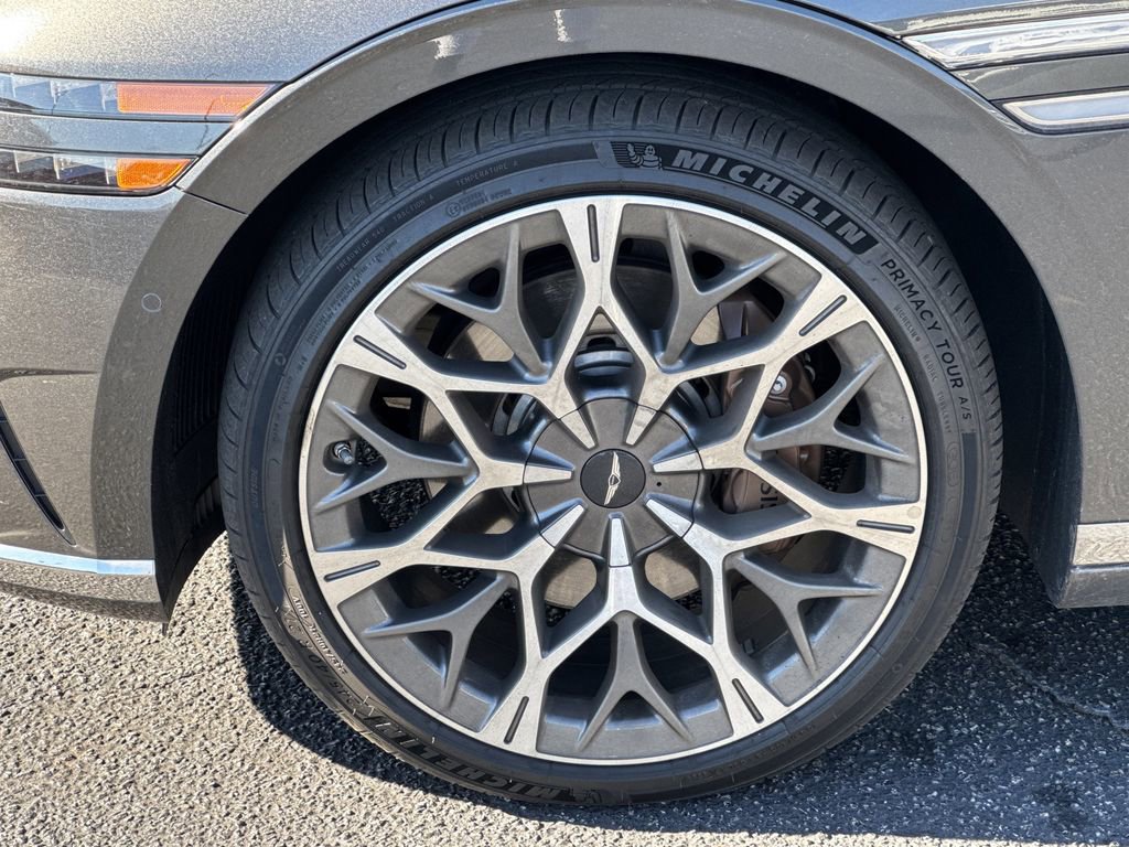 2025 Genesis G90 3.5T