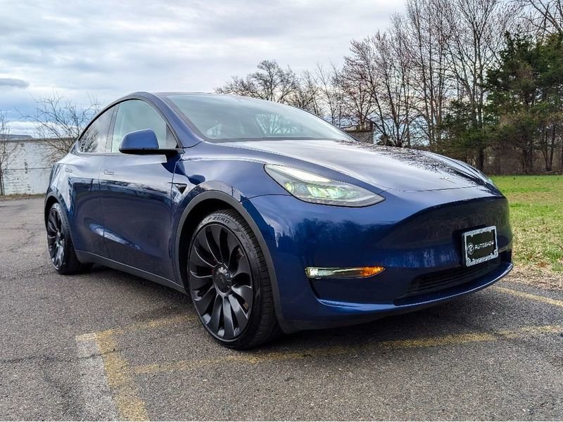 2023 Tesla Model Y Performance
