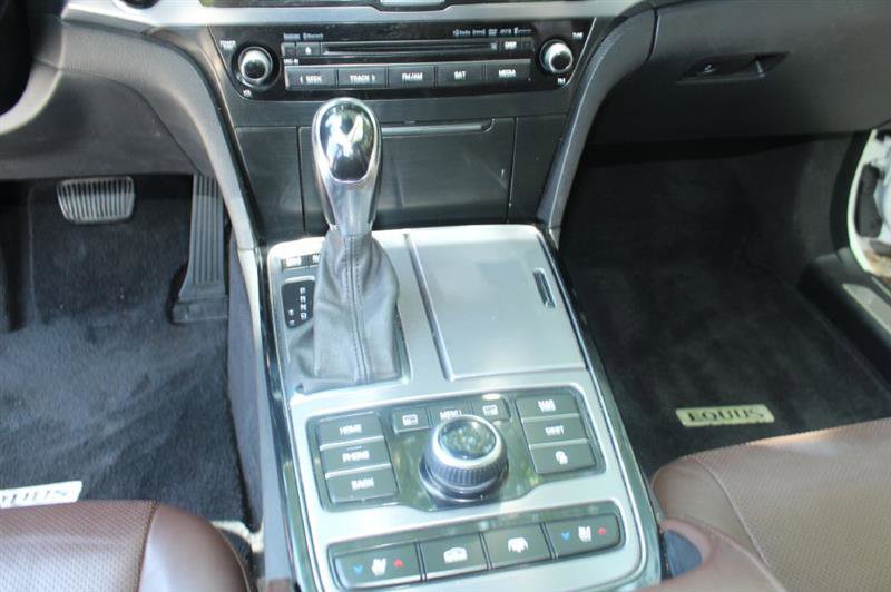 2014 Hyundai Equus Signature