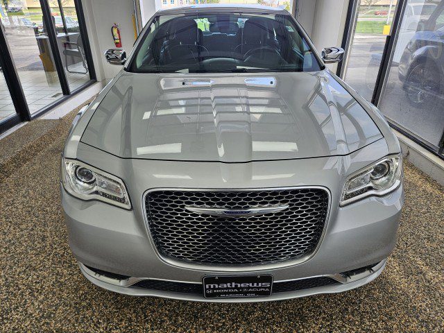 2019 Chrysler 300 Touring
