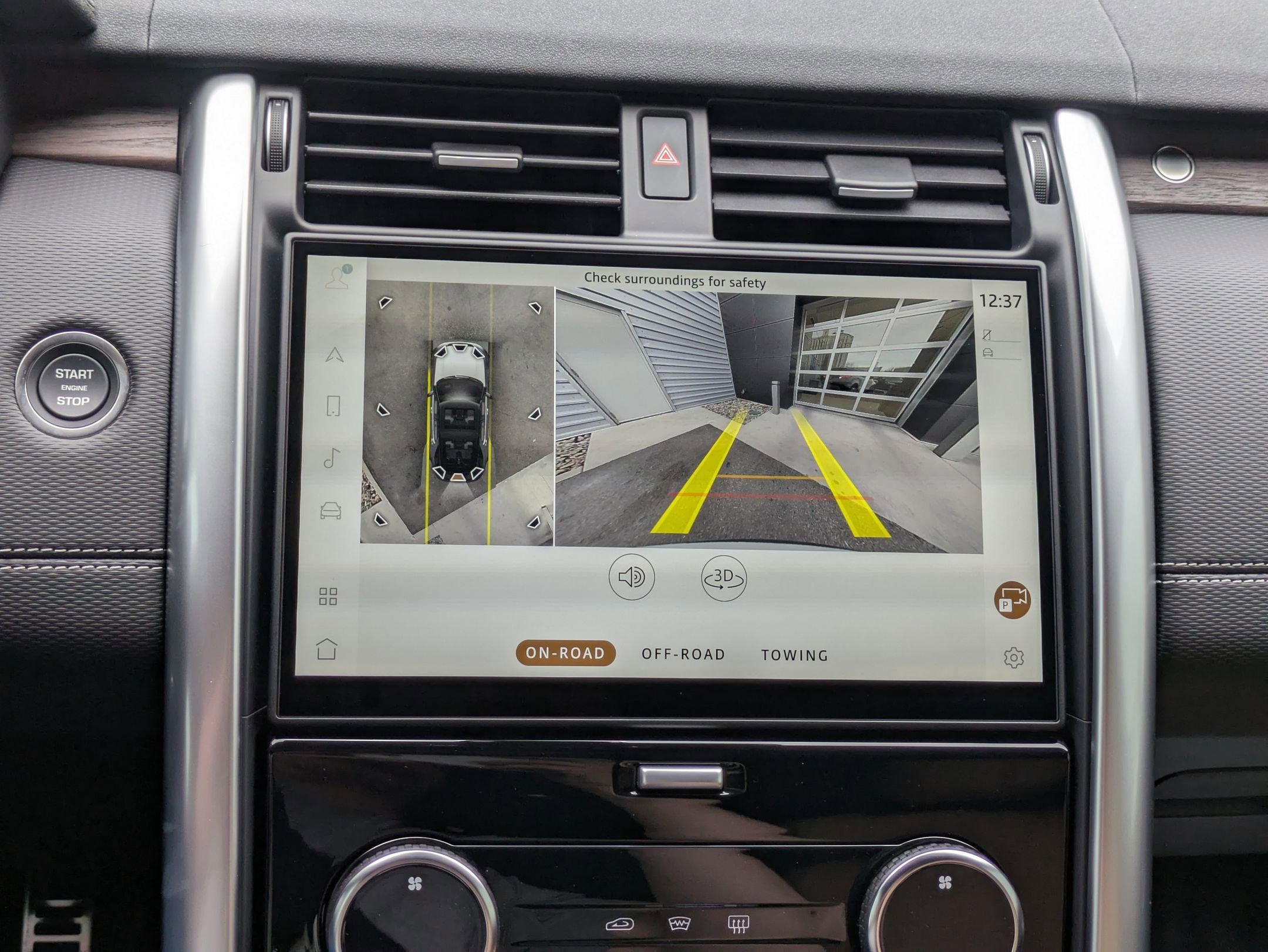 2026 Land Rover Discovery Dynamic SE