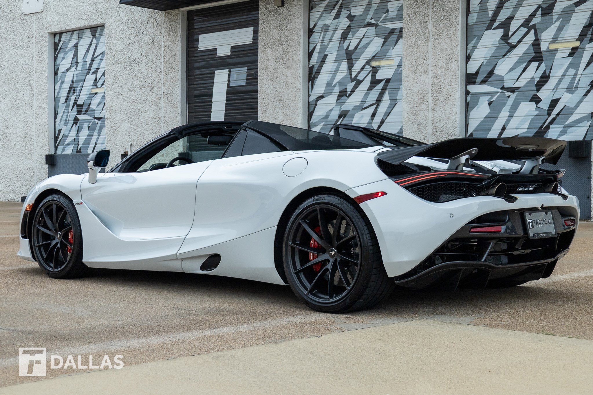 Used 2022 McLaren 720S Performance photo 10