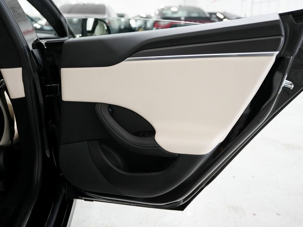 2021 Tesla Model S Plaid