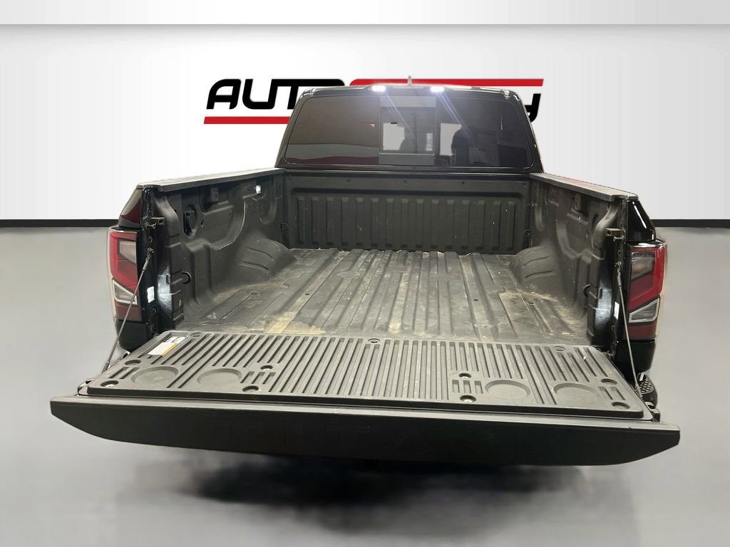 2024 Nissan Titan PRO-4X