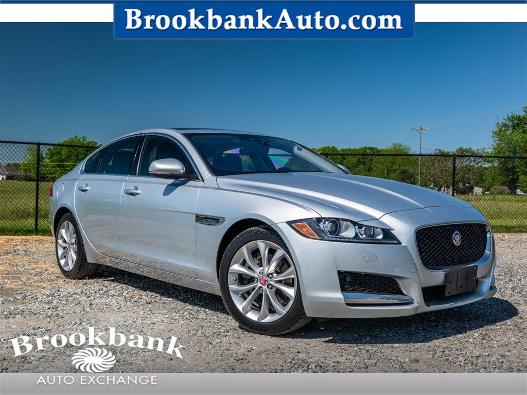 Used 2017 Jaguar XF Premium