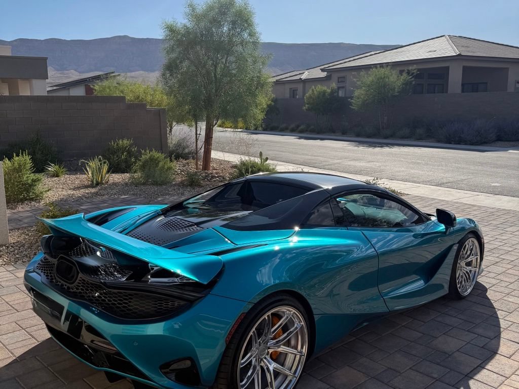 Used 2024 McLaren 750S Spider photo 11