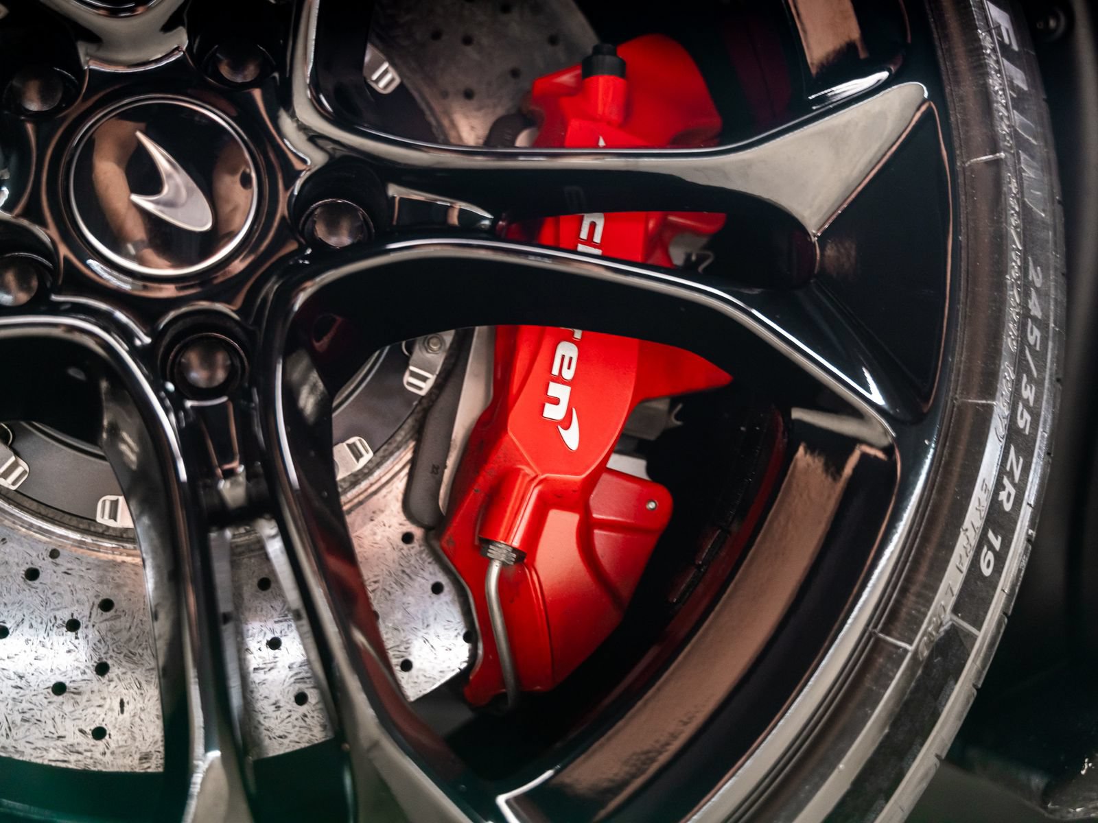 Used 2019 McLaren 720S photo 27