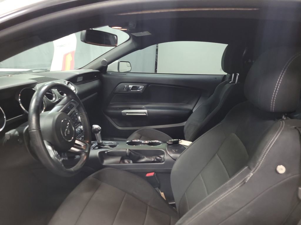 2017 Ford Mustang Coupe