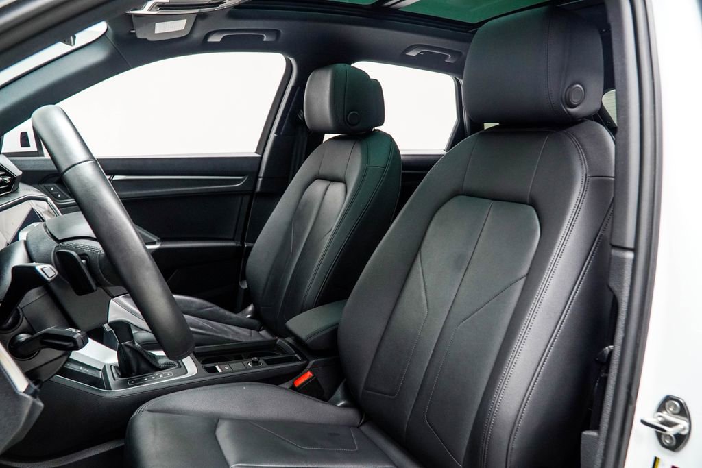 2025 Audi Q3 2.0T Premium