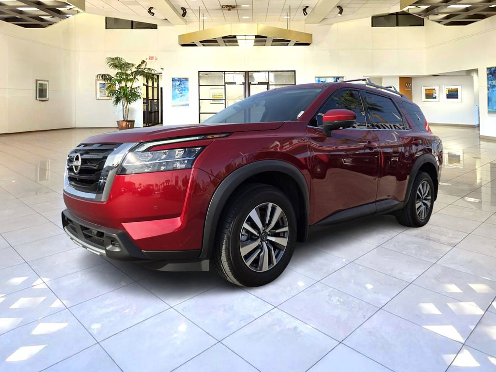 Certified 2024 Nissan Pathfinder SL