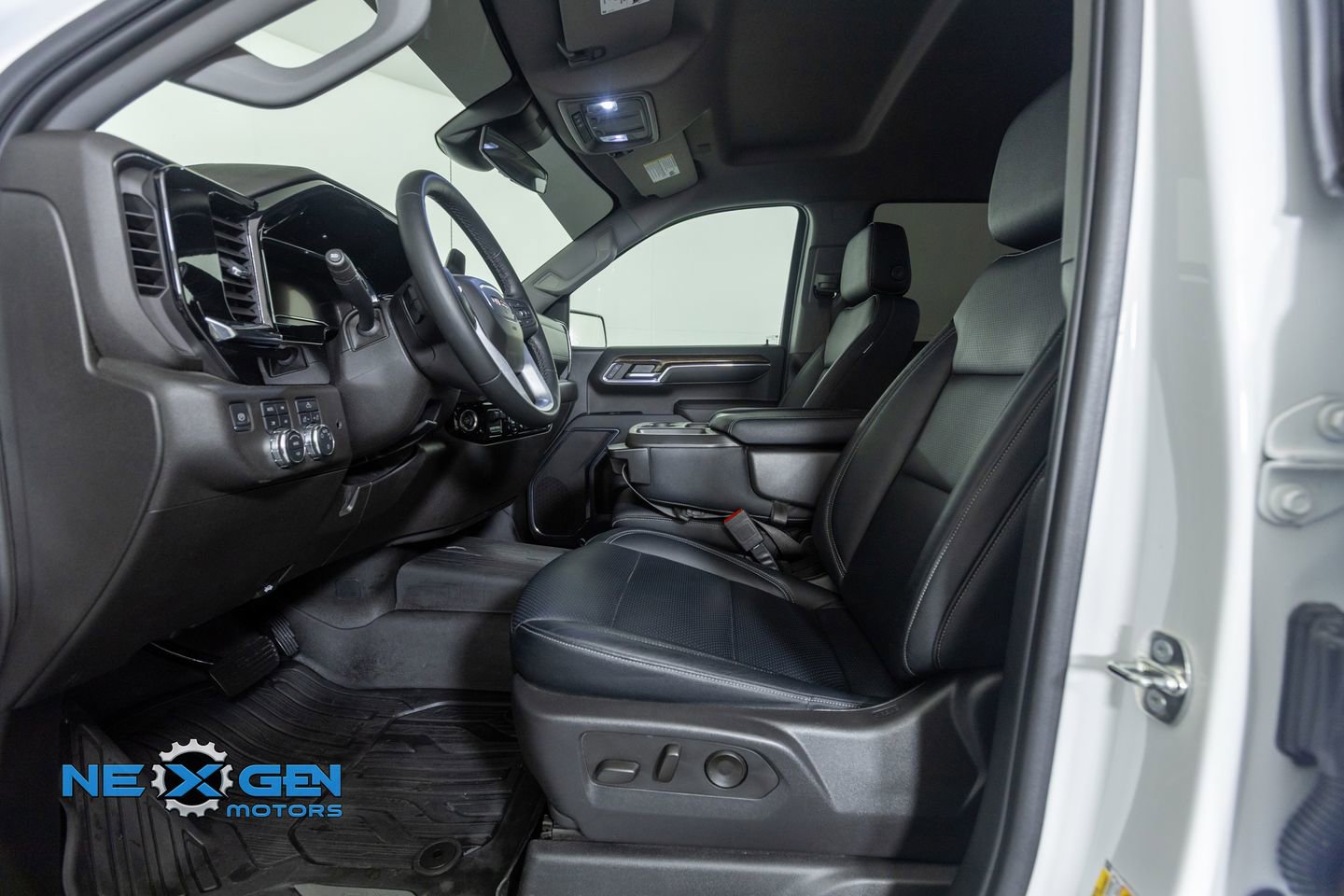 2023 GMC Sierra 1500 SLE