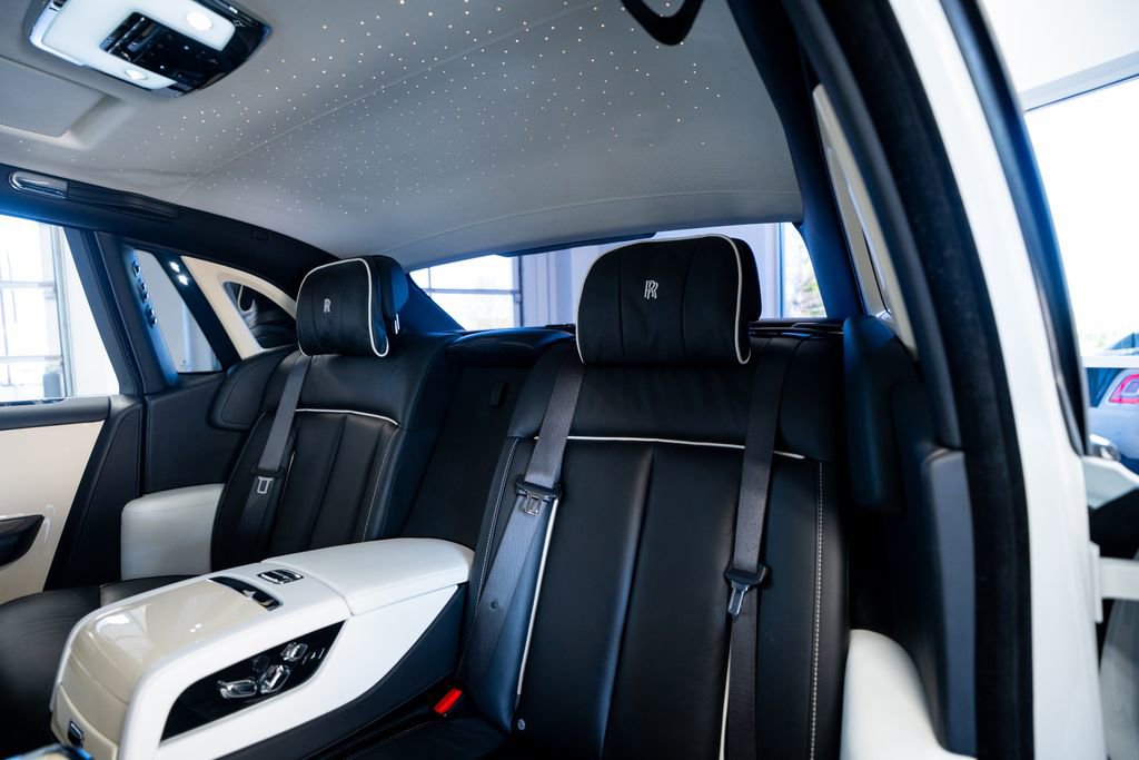 2019 Rolls-Royce Phantom Sedan