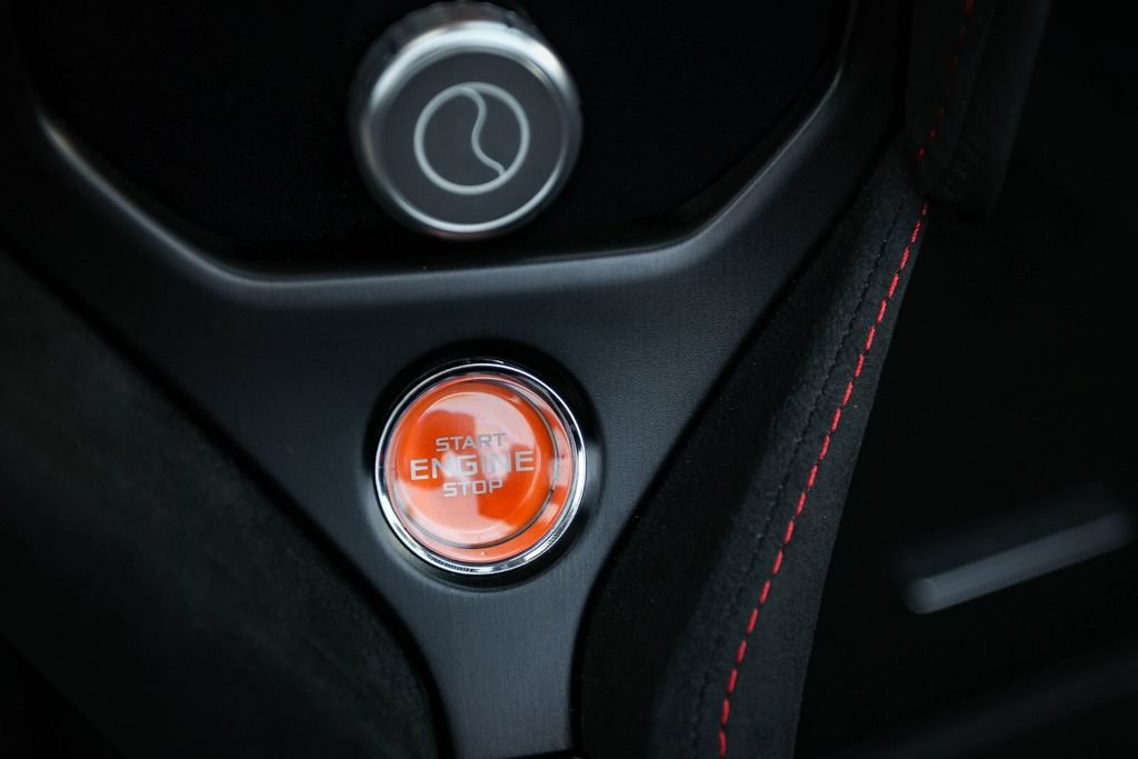 Used 2027 McLaren 750S Spider photo 30