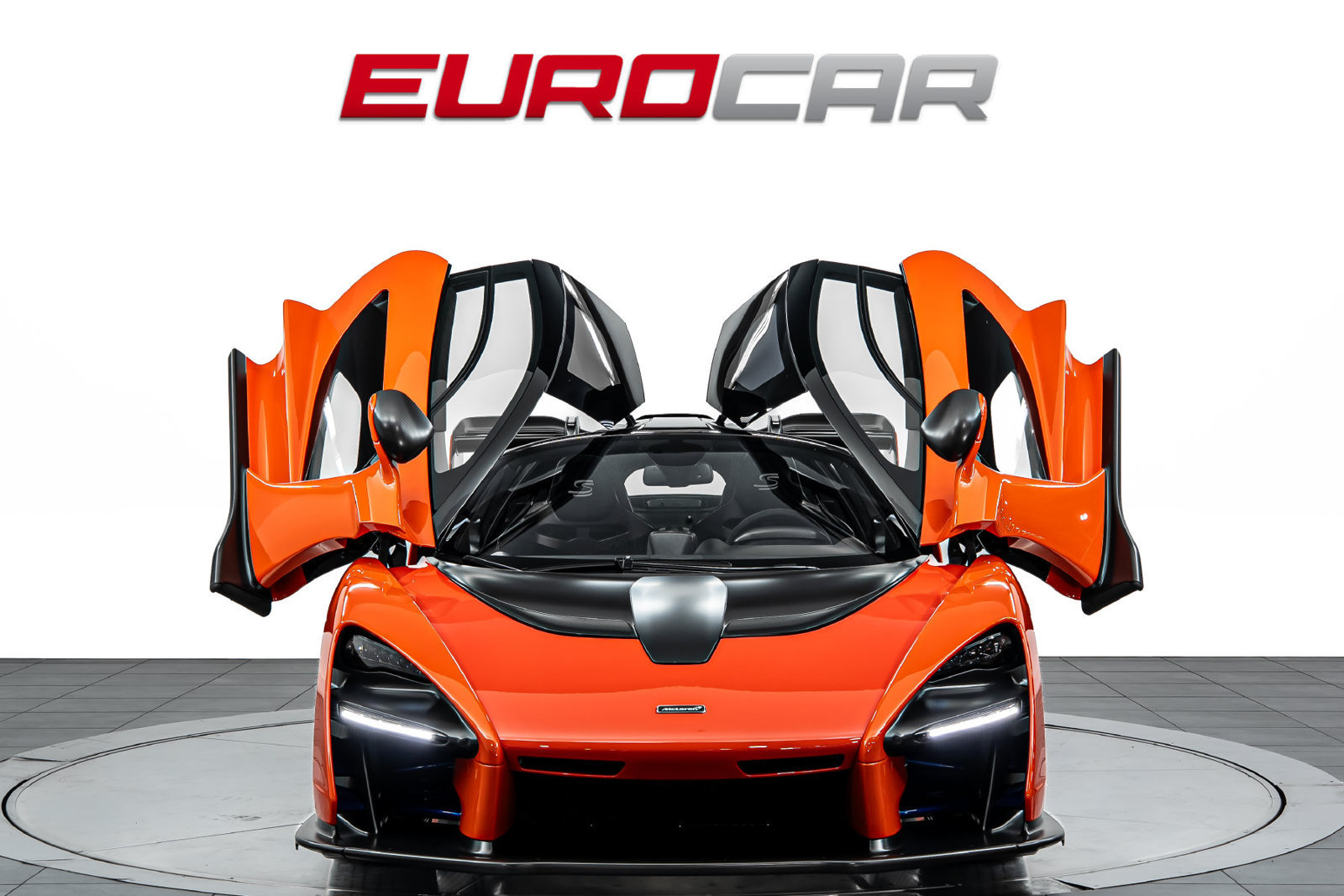 Used 2019 McLaren Senna photo 9