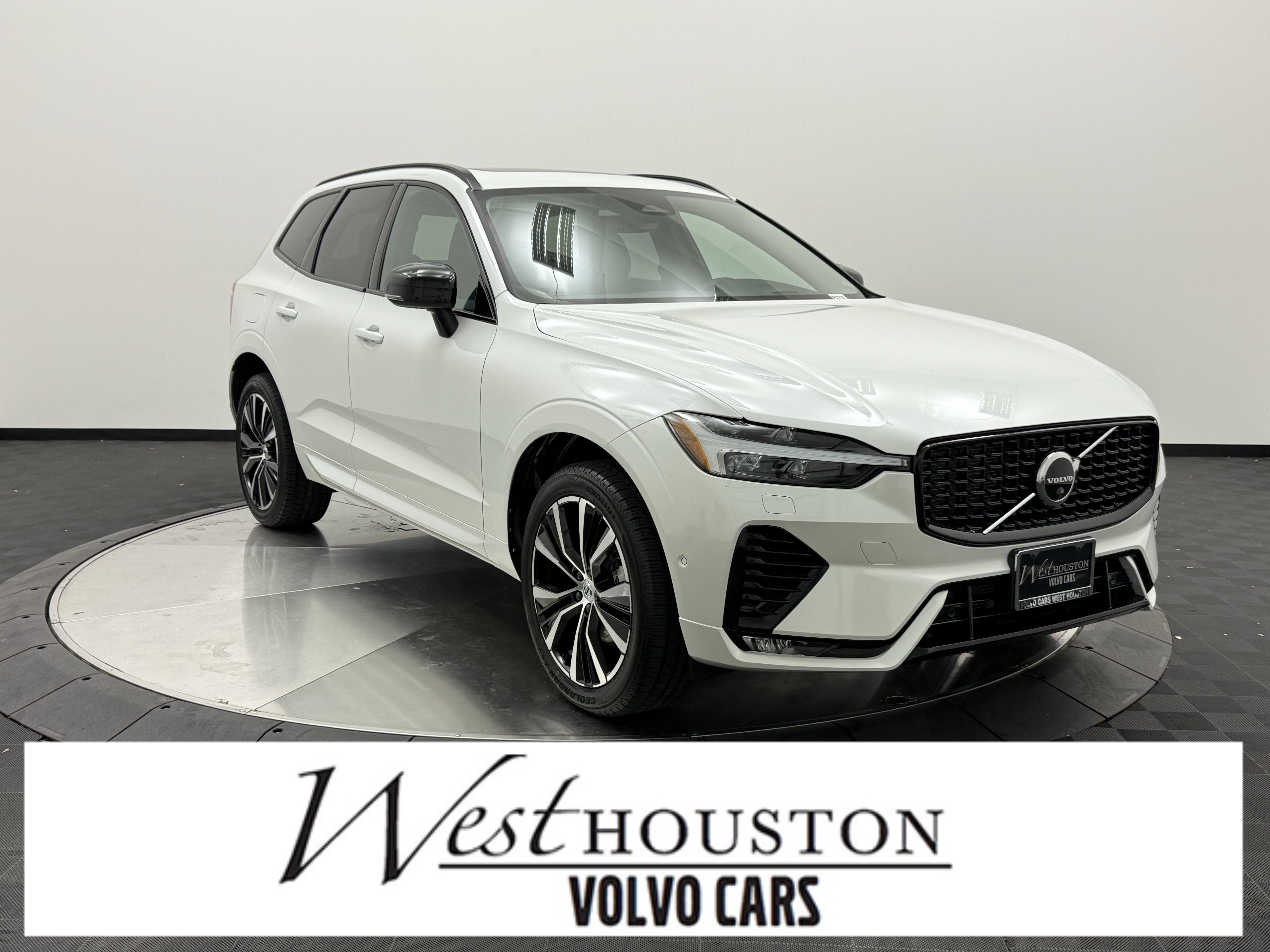 Certified 2023 Volvo XC60 B5 Ultimate w/ Climate Package