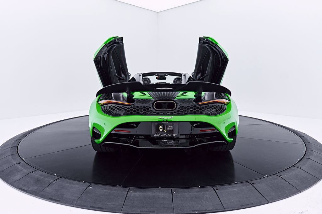 Used 2025 McLaren 750S Spider photo 35