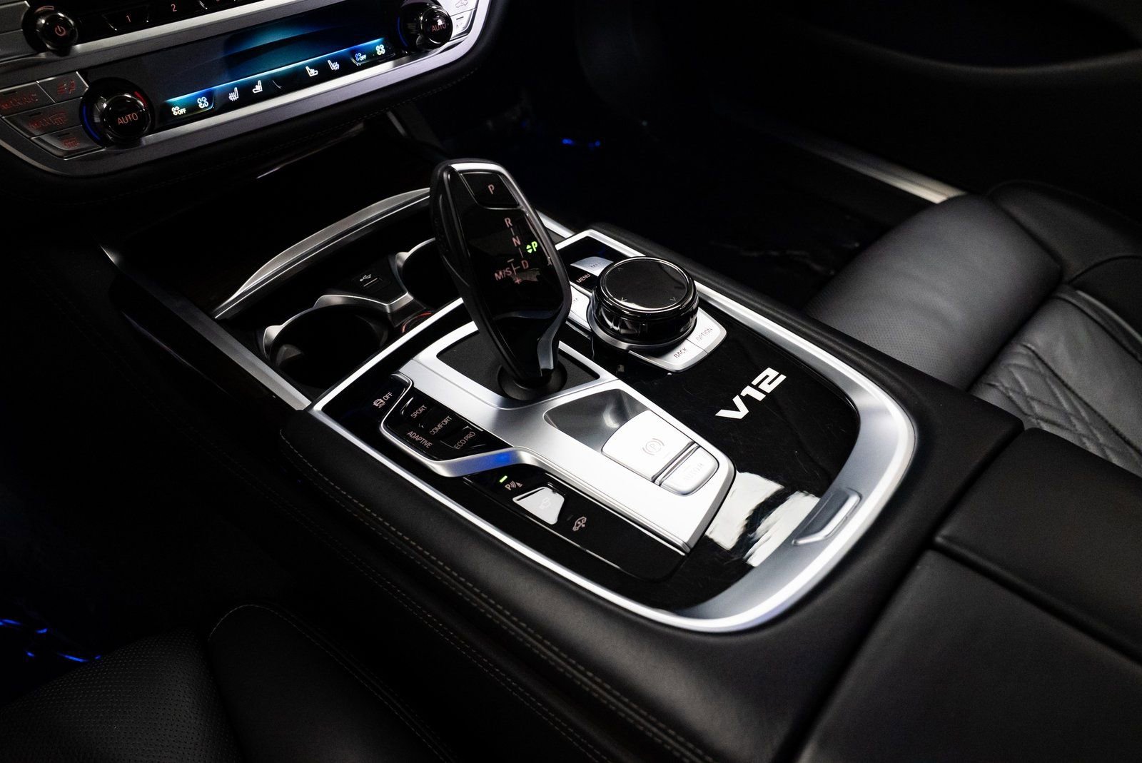 2022 BMW M760i xDrive