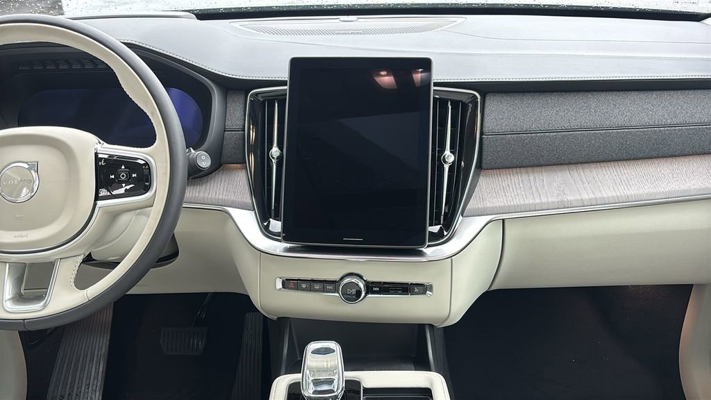 2026 Volvo Xc90 B6 Ultra