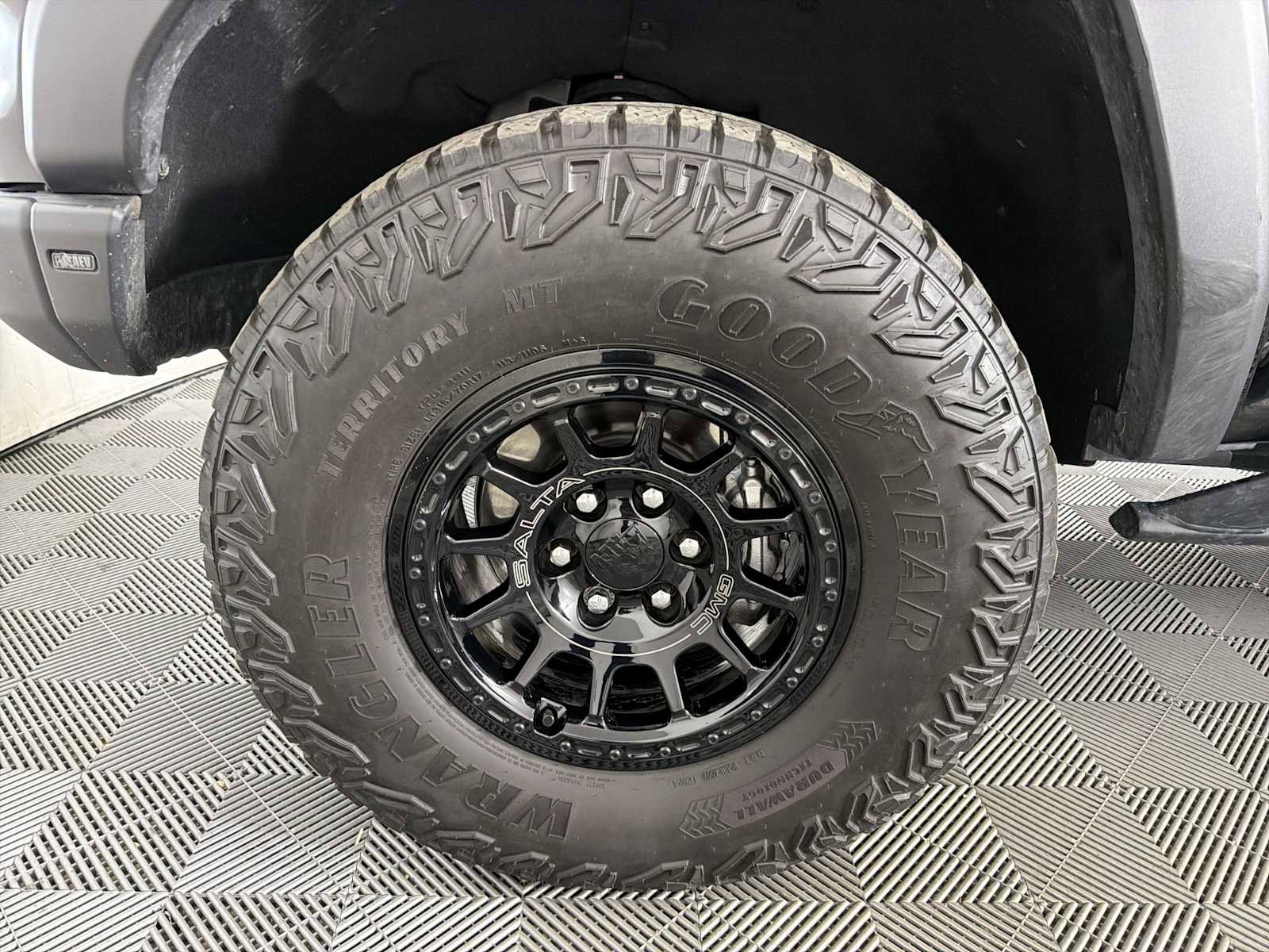 2024 GMC Canyon AT4X