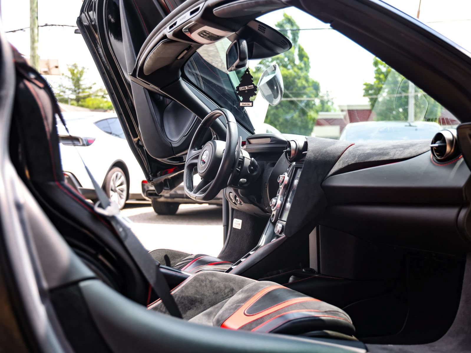 Used 2020 McLaren 720S Spider photo 41