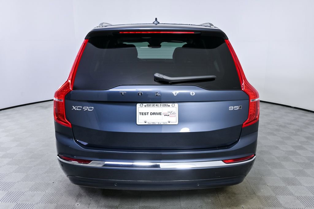2023 Volvo Xc90 B5 Plus