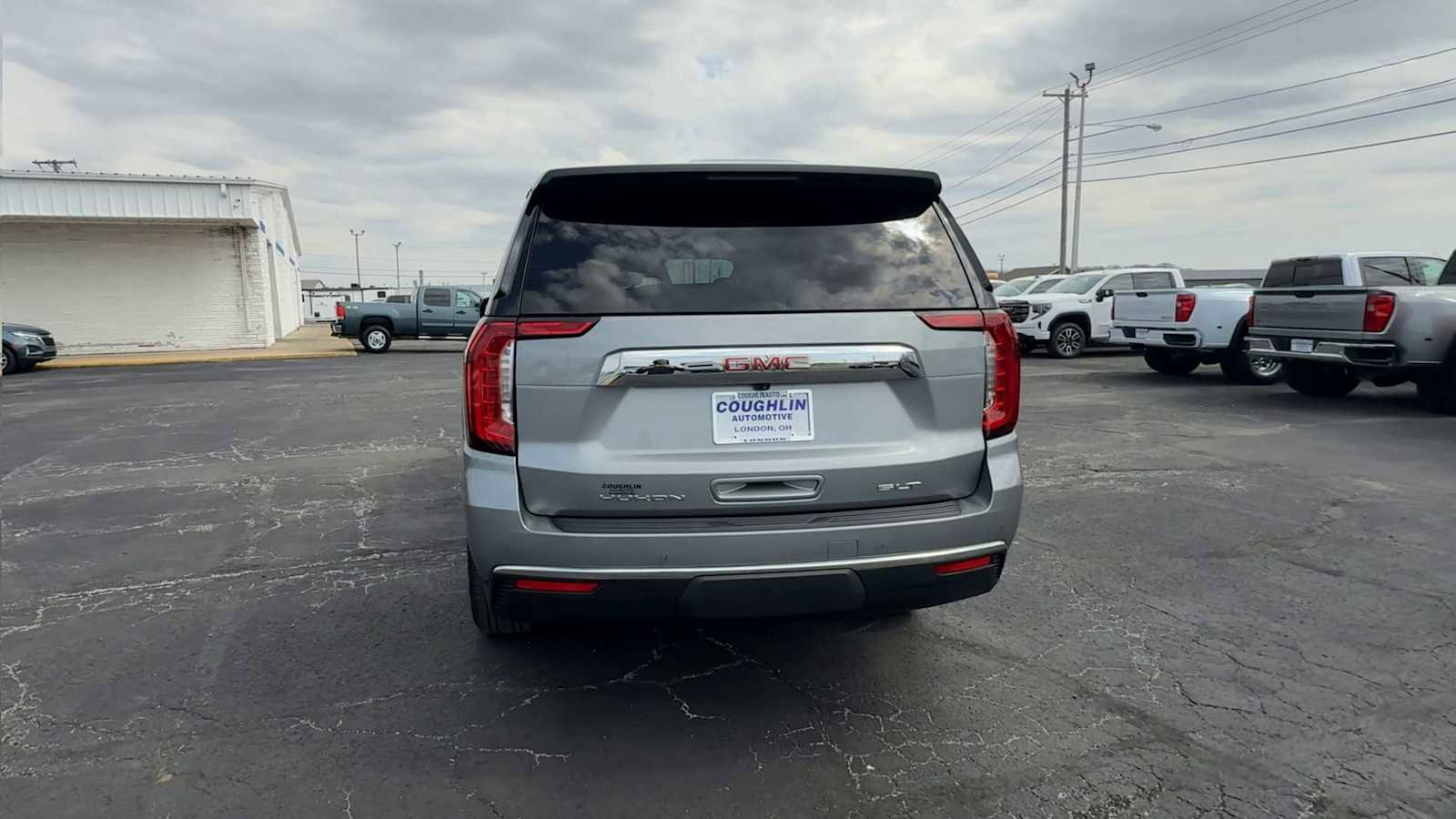 2024 GMC Yukon XL SLT