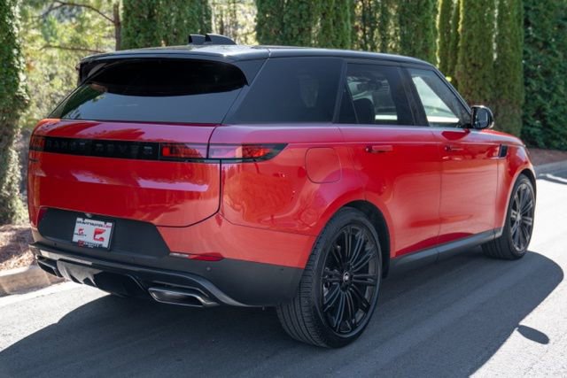 2024 Land Rover Range Rover Sport SE