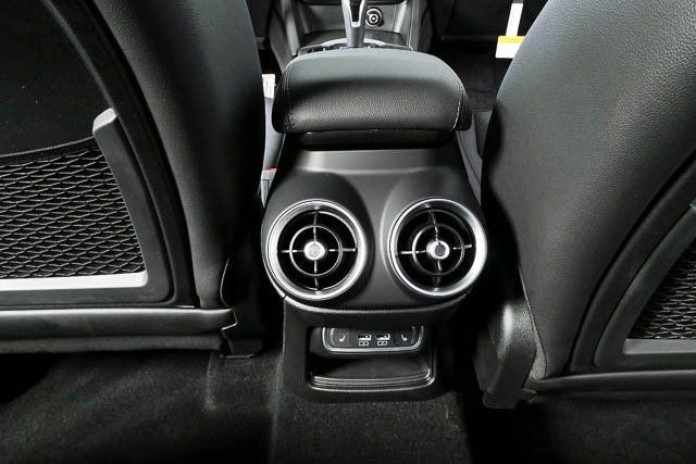 2026 Alfa Romeo Stelvio Sprint