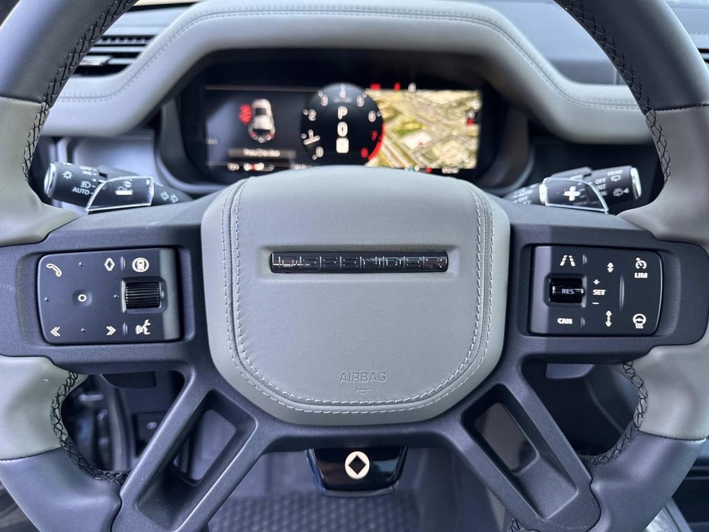 2025 Land Rover Defender 110