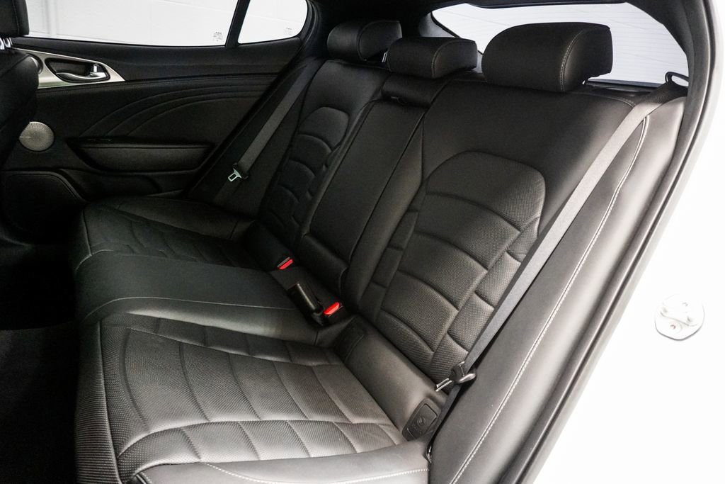 2023 Kia Stinger GT2