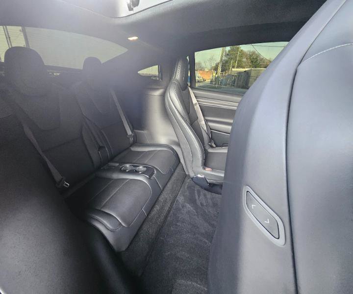 2024 Tesla Model X Plaid