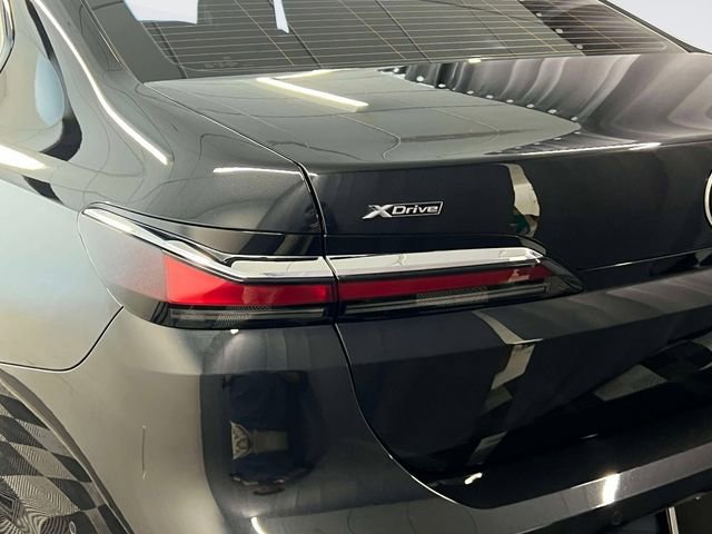 2024 BMW 760i xDrive
