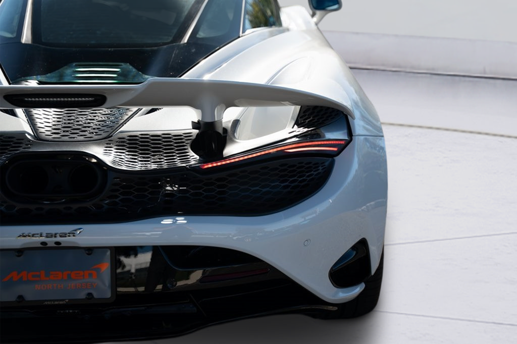 New 2026 McLaren 750S photo 32