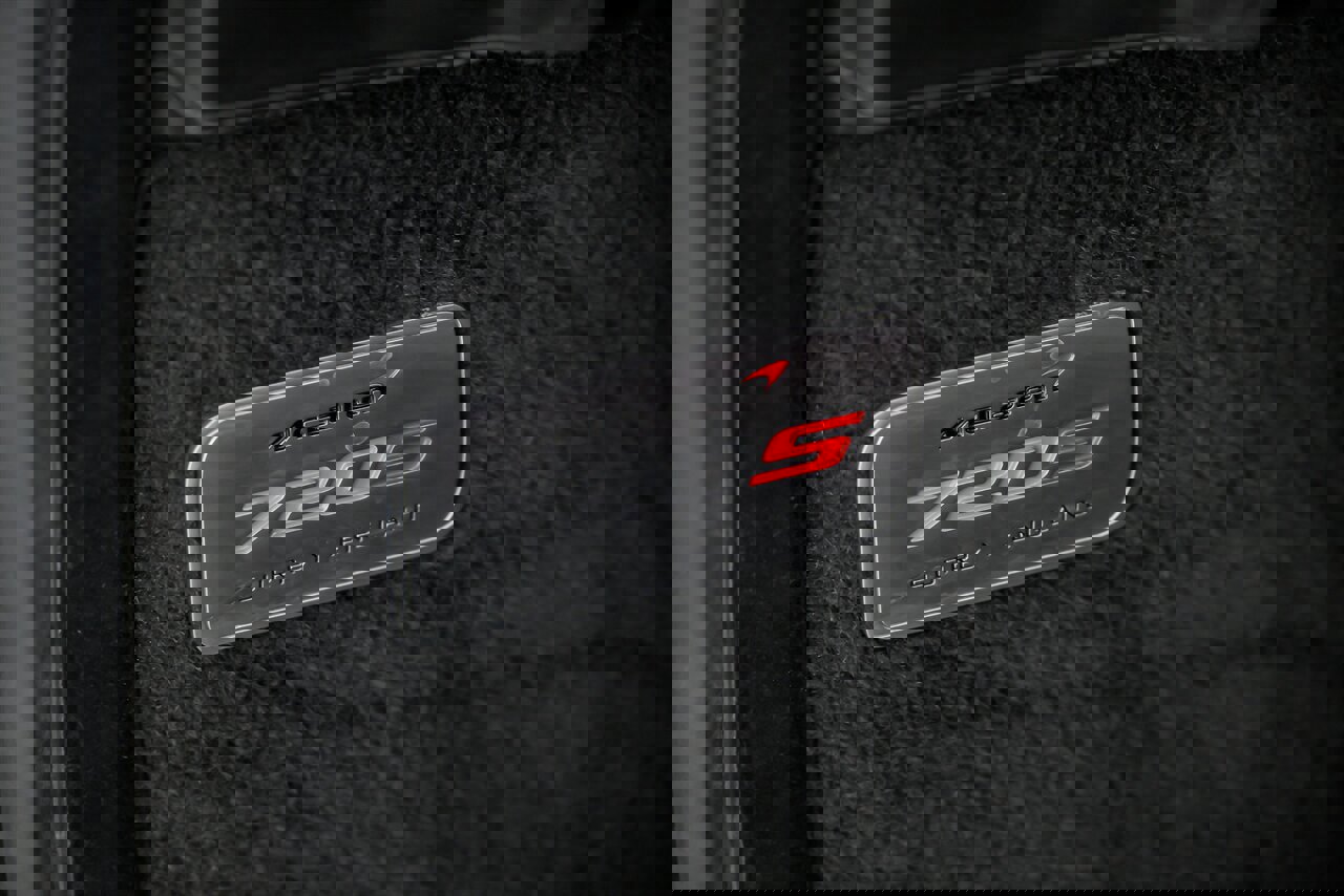 Used 2018 McLaren 720S photo 30