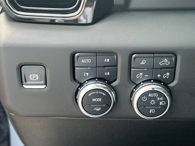 2025 GMC Sierra 2500 AT4X