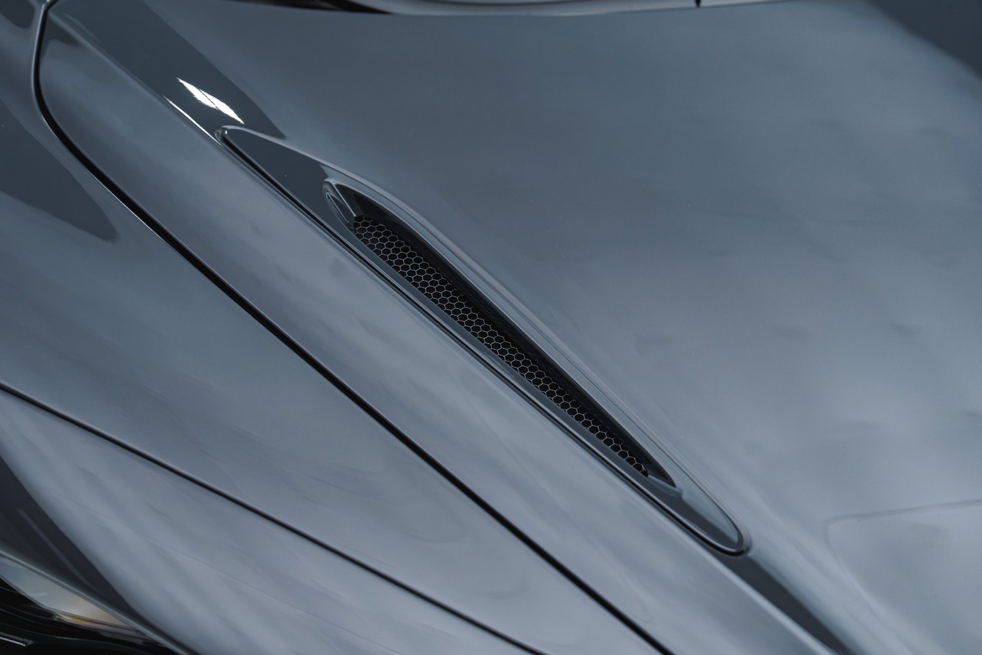 Used 2026 McLaren 750S Spider photo 32