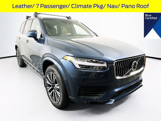 2022 Volvo XC90 T6 Momentum 7-Passenger