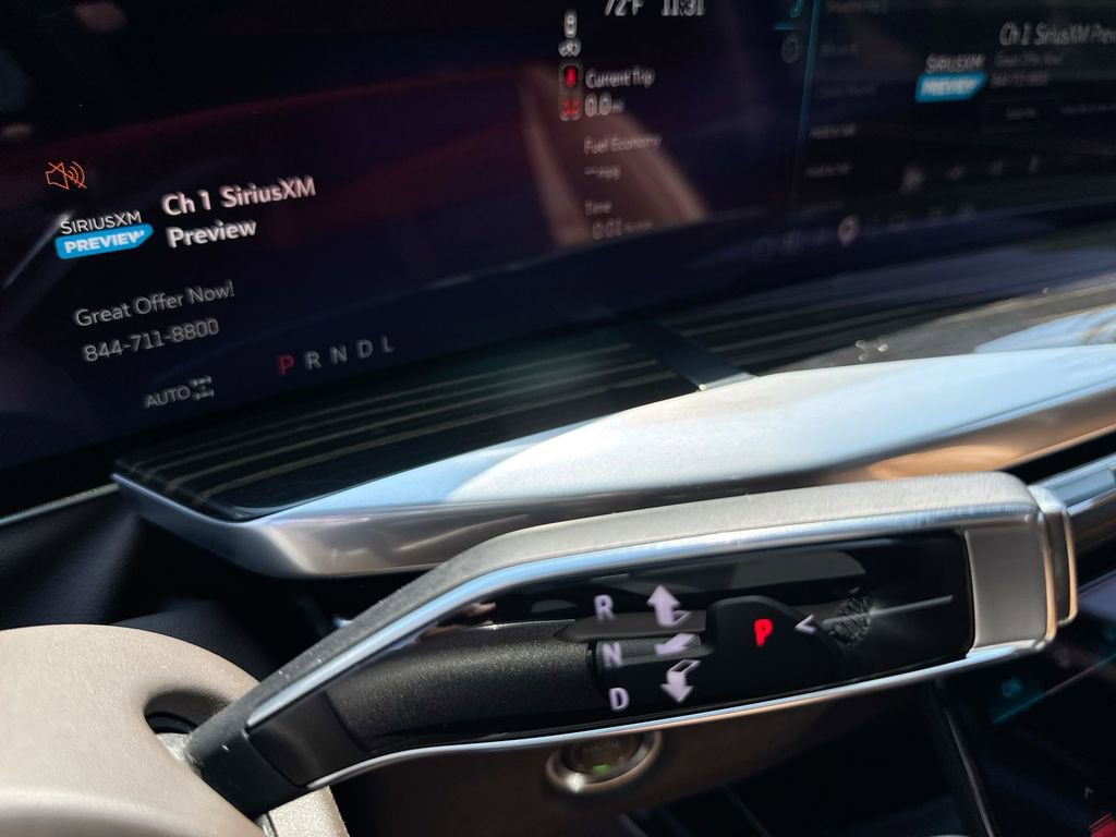 2025 Cadillac Escalade Premium Luxury