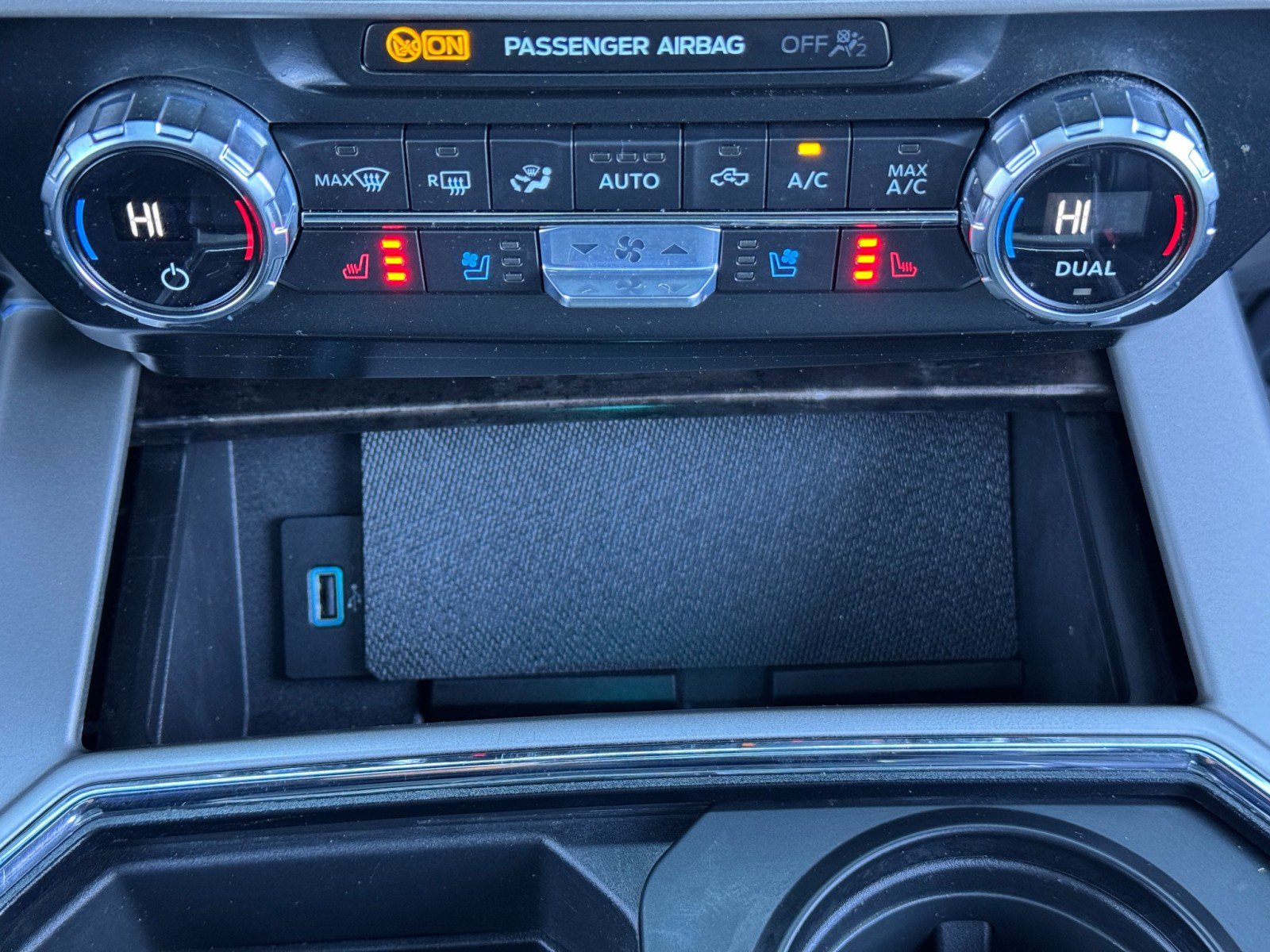 2022 Ford F250 Lariat