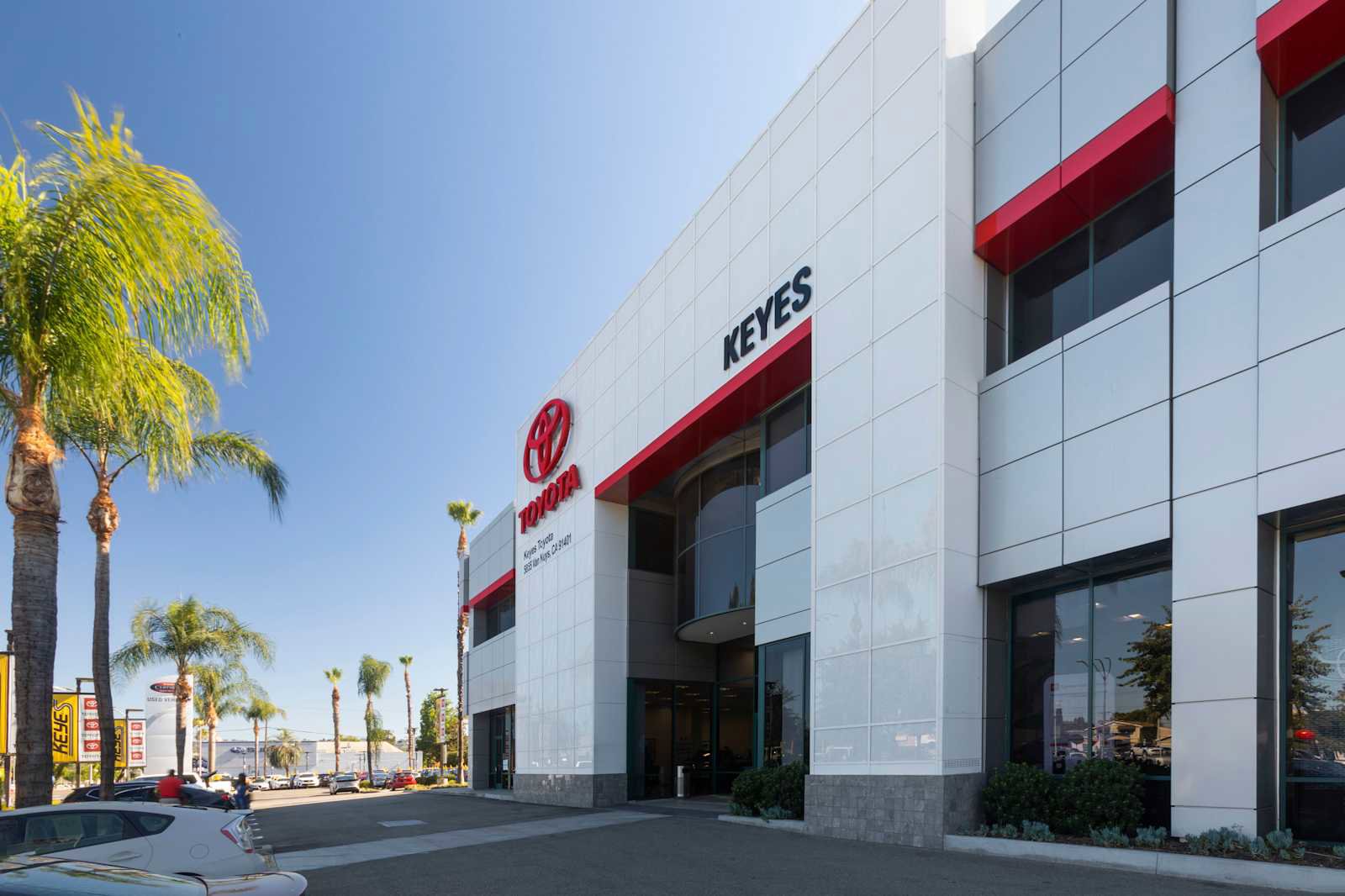 2023 Toyota RAV4 XSE