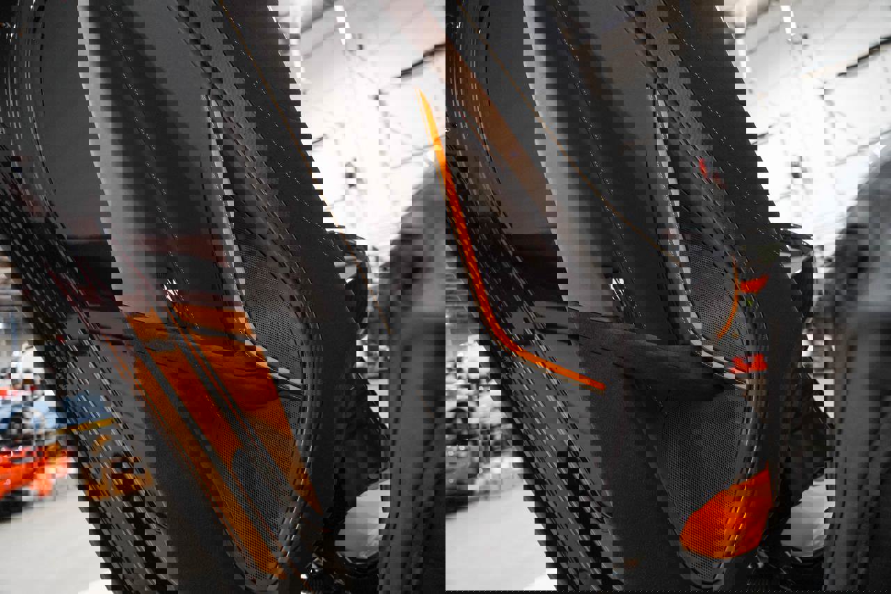 Used 2022 McLaren 720S Performance photo 21