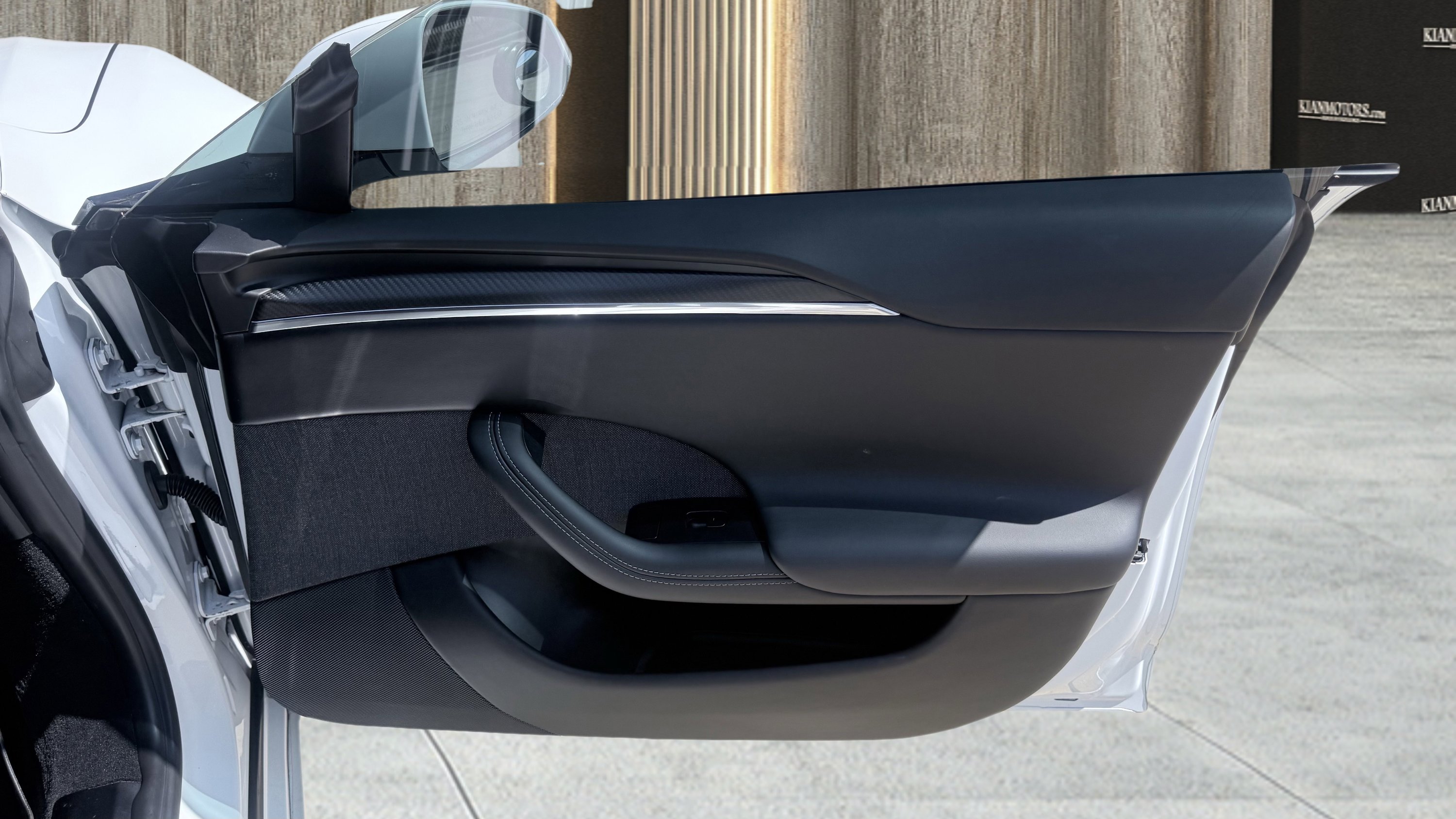 2022 Tesla Model S Plaid