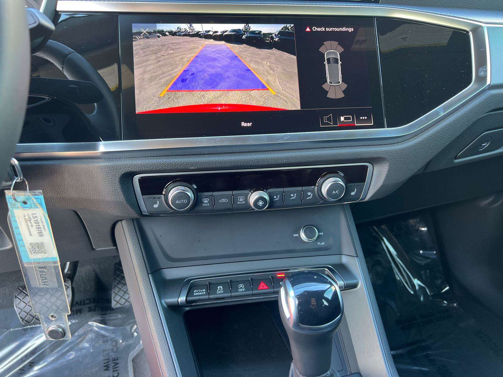 2025 Audi Q3 2.0T Premium