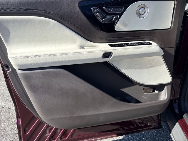 2022 Lincoln Aviator Black Label